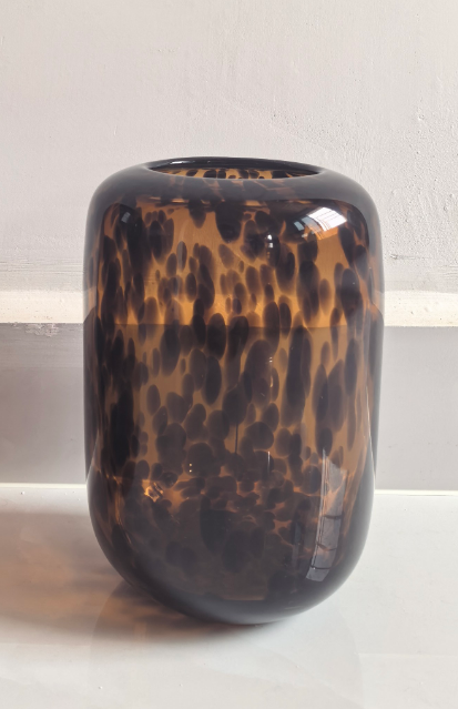 Amber Vase,Tortoise Shell Decor,Brown Glass,Round Art,Modern Clear Glass Vase,Decorative Bottles for Home Decor,Farmhouse Centerpiece,Wide for Living Room, Kitchen,Office, Dining